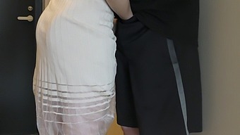 A Year-Old Pair Indulges In A Lustful Oral Encounter At The Entrance.